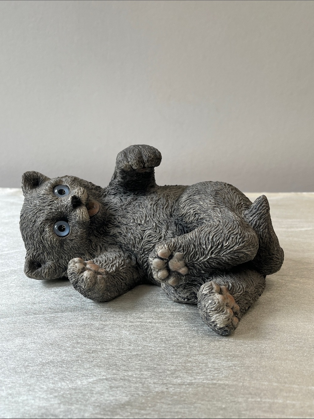 Vintage 1984 Living Stone Inc. Grey Kitten Figurine